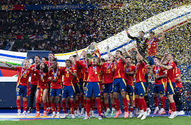 举办高水平 举办高水平