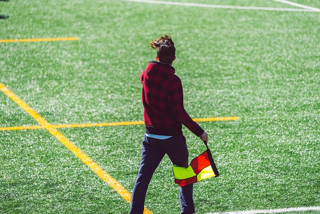 以一記勁射 以一記勁射